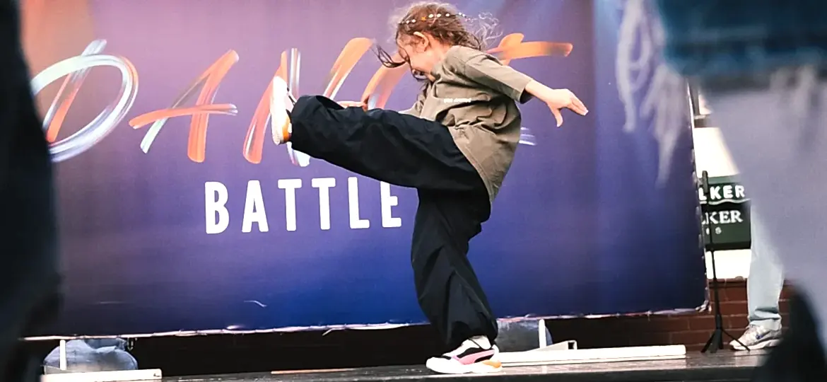 Kendini dansın ritmine bırak